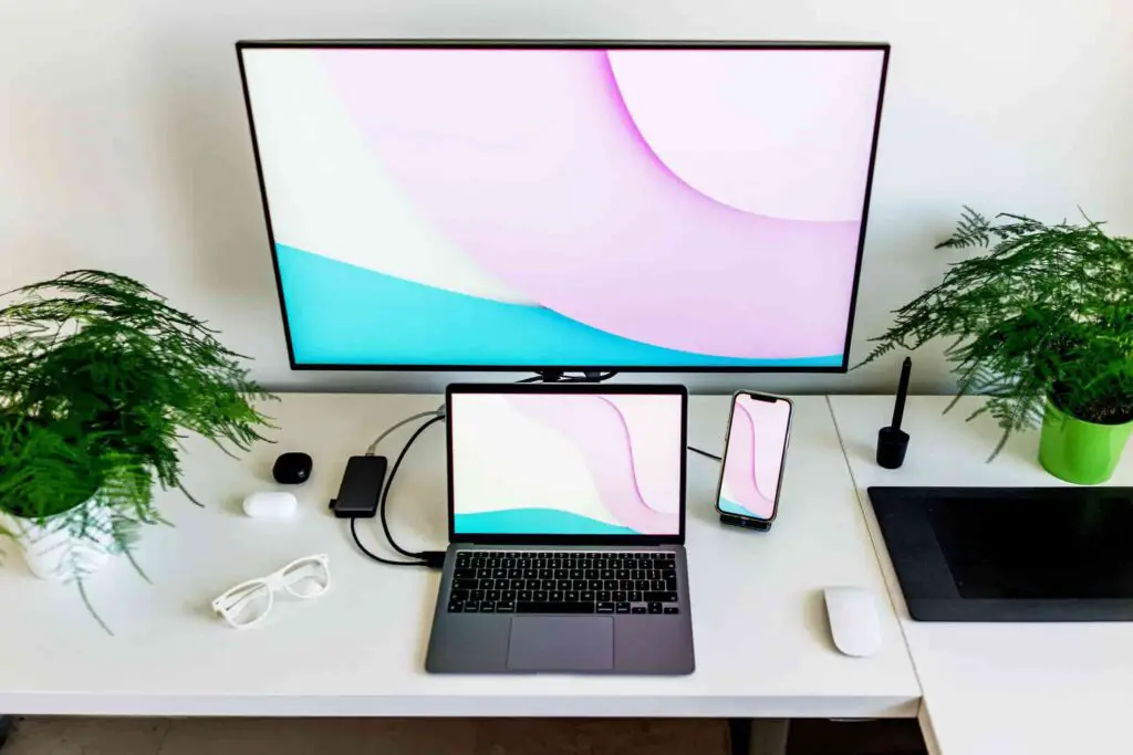 Practical Tips for Connecting External Monitors